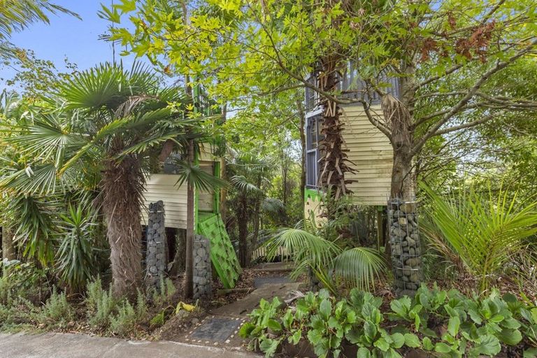 Photo of property in 4 Snowden Place, Raglan, 3225