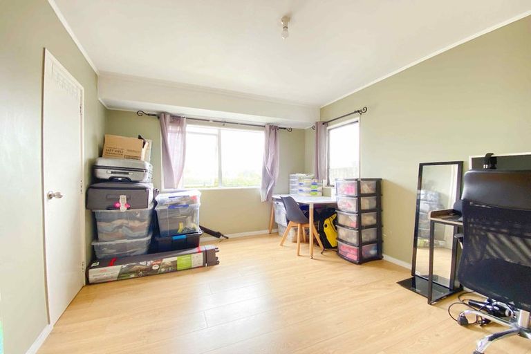 Photo of property in 1/163 Rathgar Road, Henderson, Auckland, 0610