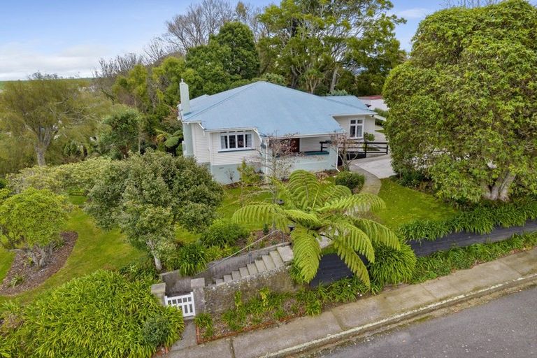 Photo of property in 11 Hill Street, Eltham, 4322