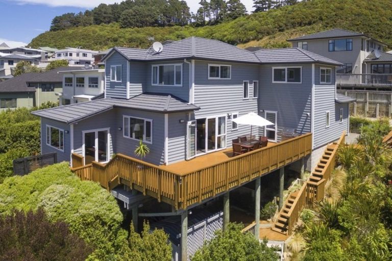 Photo of property in 86 Downing Street, Crofton Downs, Wellington, 6035