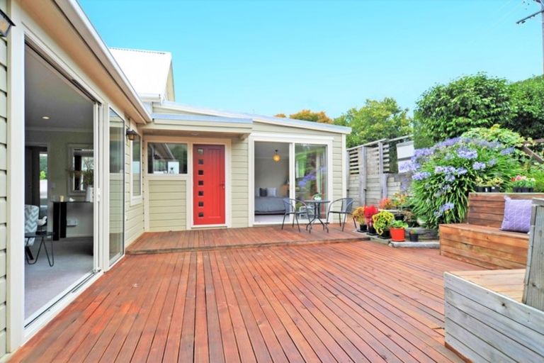 Photo of property in 11 Glenross Street, Glenross, Dunedin, 9011