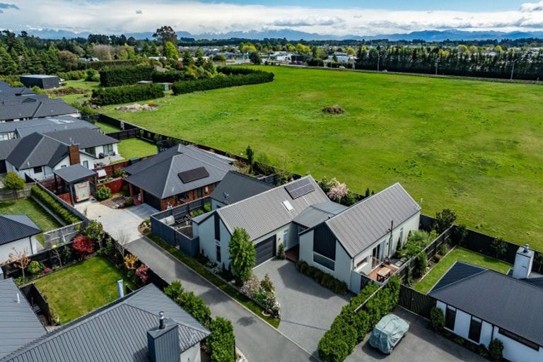 Photo of property in 17b Kingsdowne Drive, West Melton, 7618