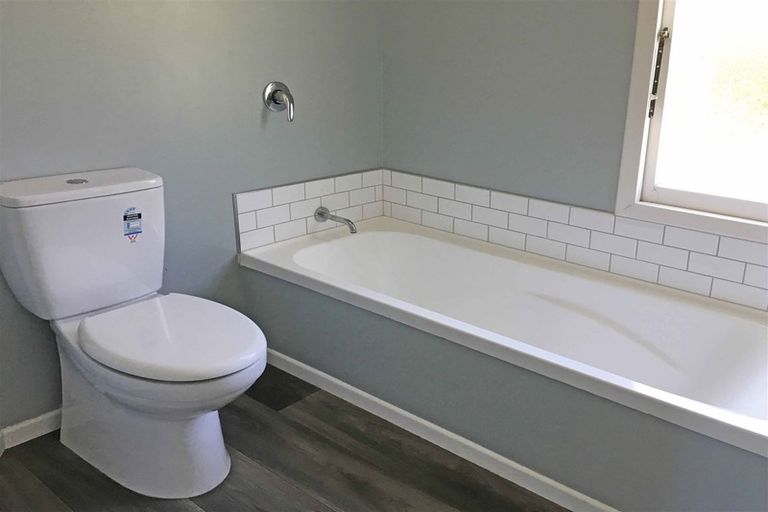 Photo of property in 161 Dalrymple Street, Strathern, Invercargill, 9812