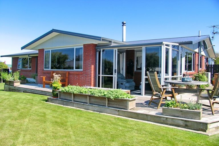 Photo of property in 6 Tybalt Street, Stratford, 4332