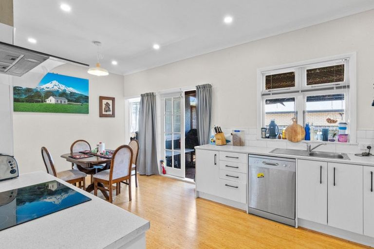 Photo of property in 6 Dudley Street, Levin, 5510