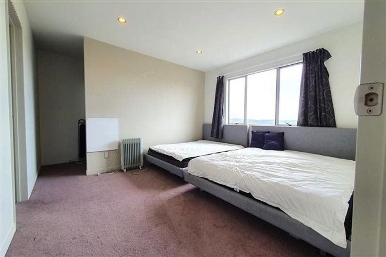 Photo of property in 64 Oakway Drive, Schnapper Rock, Auckland, 0632