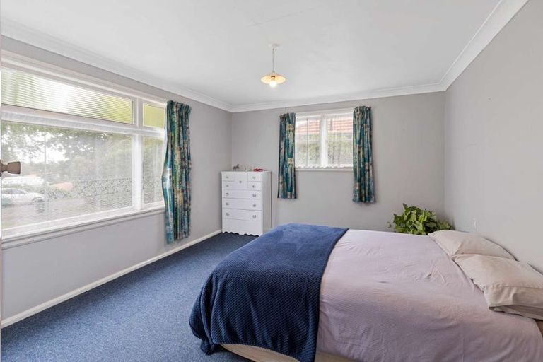 Photo of property in 11 Wharenui Terrace, Roslyn, Palmerston North, 4414