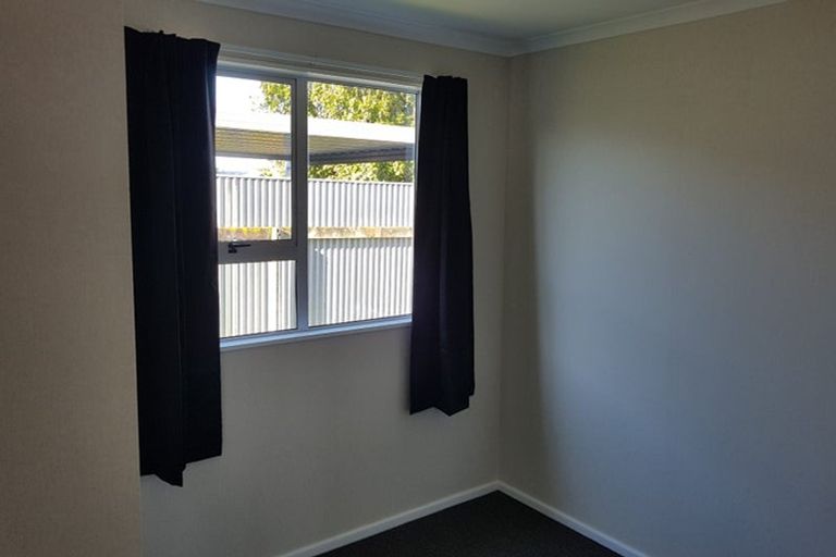 Photo of property in 2/47 Lanark Crescent, Tamatea, Napier, 4112