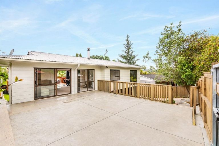 Photo of property in 2/14 Matama Road, Glen Eden, Auckland, 0602