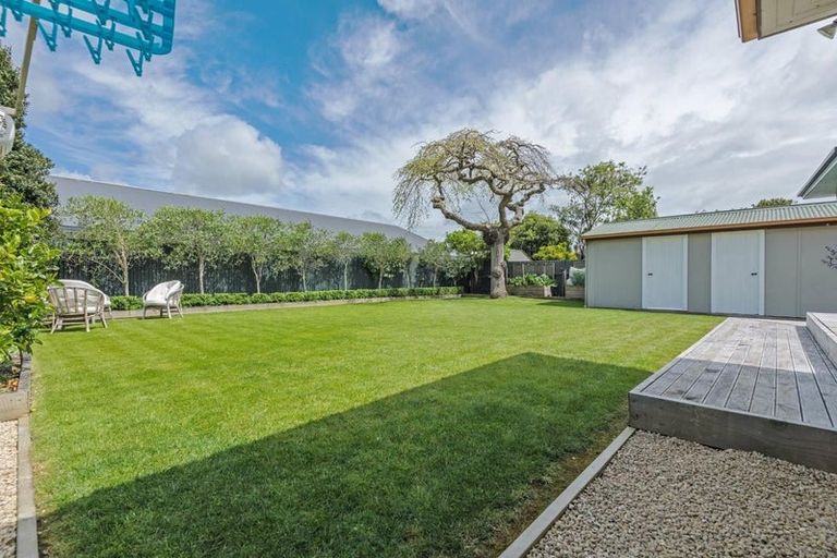 Photo of property in 8 Hughes Avenue, Hokowhitu, Palmerston North, 4410