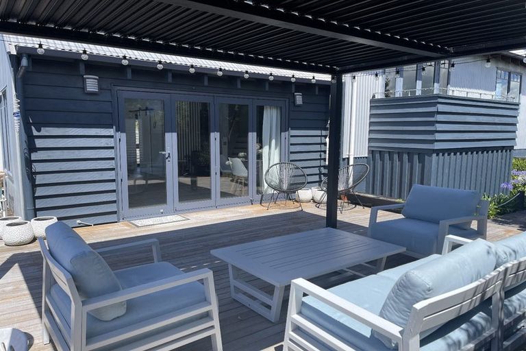 Photo of property in 16 Beach Crescent, Waikuku Beach, 7473