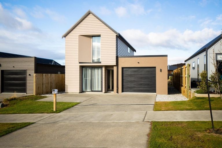 Photo of property in 18 Mount Burke Street, Wanaka, 9305