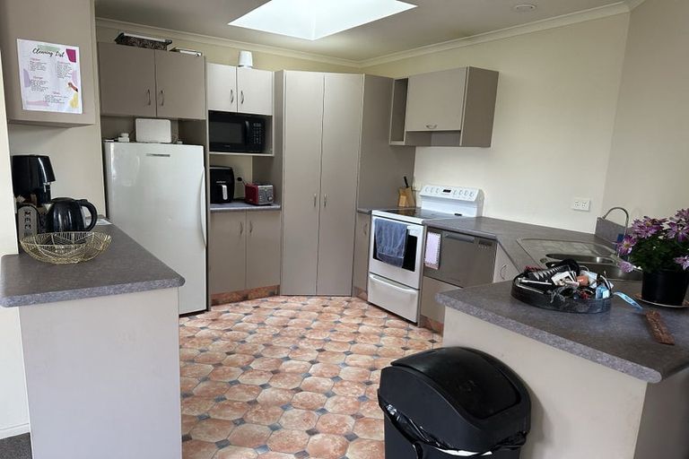 Photo of property in 230 Tukapa Street, Westown, New Plymouth, 4310