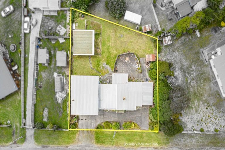 Photo of property in 5 Ngatiawa Street, Himatangi Beach, Foxton, 4891