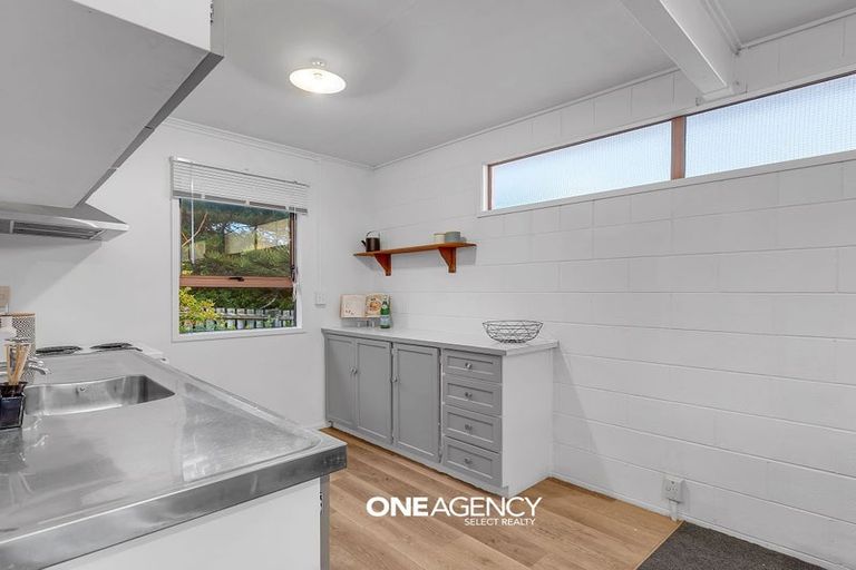 Photo of property in 4/12 Thornley Street, Titahi Bay, Porirua, 5022
