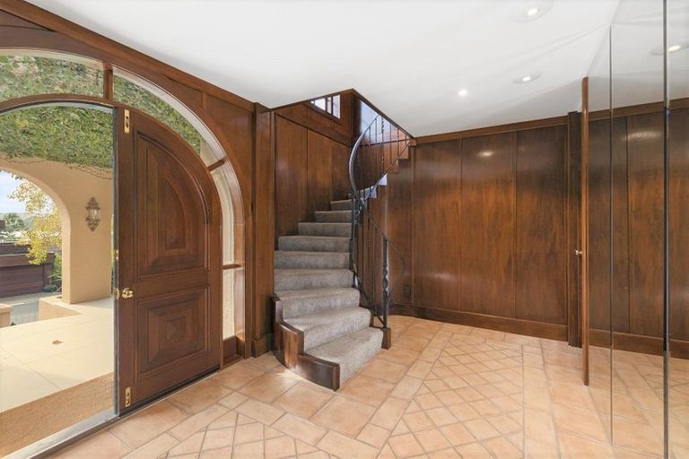 Photo of property in 37 Manurere Avenue, Takapuna, Auckland, 0622