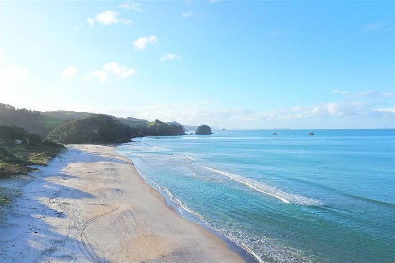 Photo of property in 51 Marlin Place, Whiritoa, Whangamata, 3691