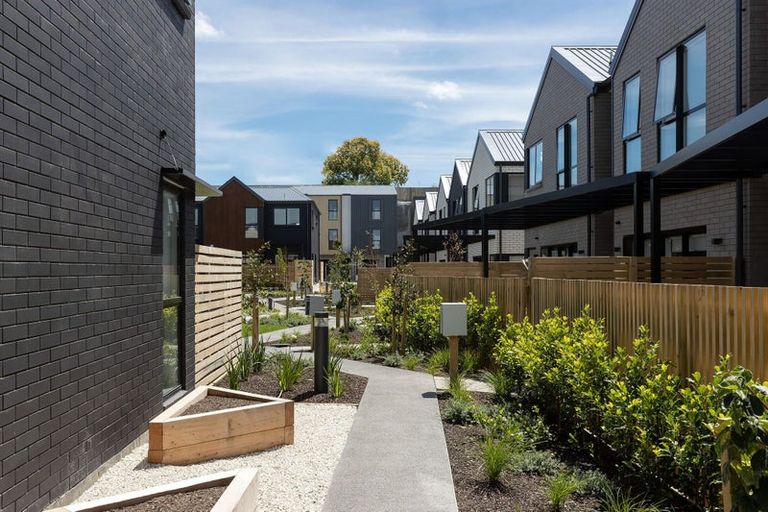 Photo of property in 105 Mangahoe Road, Mount Wellington, Auckland, 1062