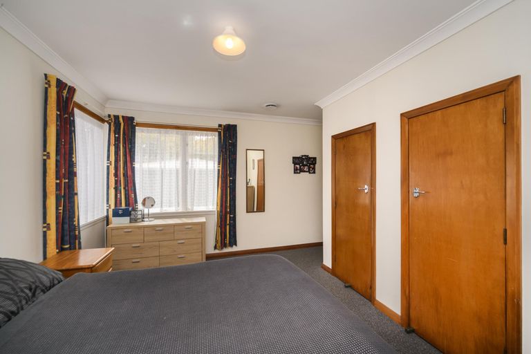Photo of property in 1/22 Dahlia Street, Palmerston North, 4410