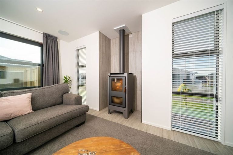 Photo of property in 36 Bradbury Avenue, Rolleston, 7614