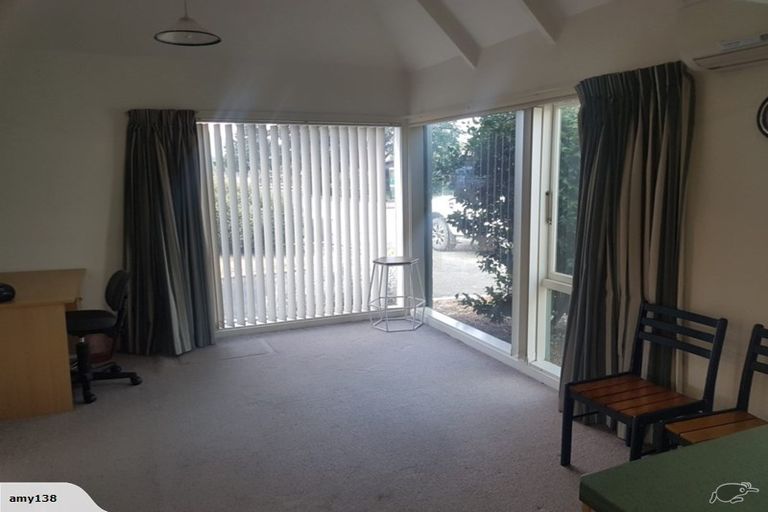 Photo of property in 1 Redwood Place, Oxford, 7430