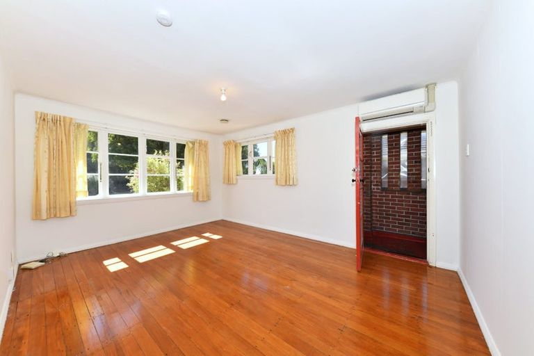 Photo of property in 16 Attlee Crescent, Bryndwr, Christchurch, 8053