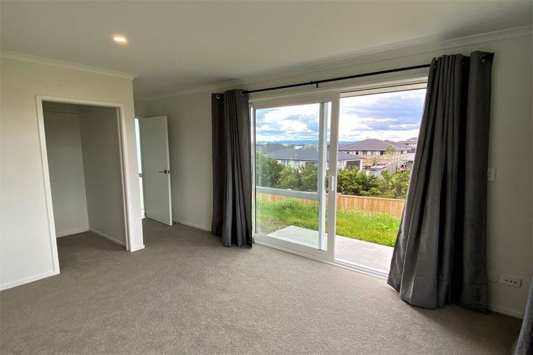 Photo of property in 57 Mclarin Road, Glenbrook, 2681