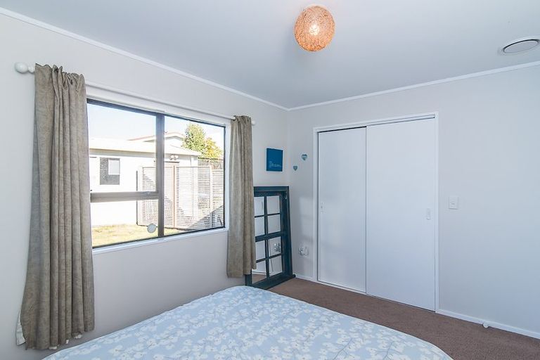 Photo of property in 21 Pitoitoi Street, Otaihanga, Paraparaumu, 5036