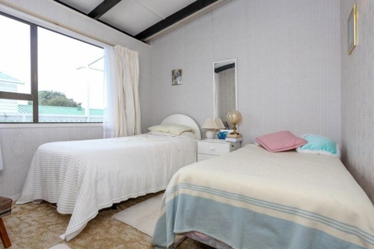 Photo of property in 10a Whiritoa Beach Road, Whiritoa, Whangamata, 3691