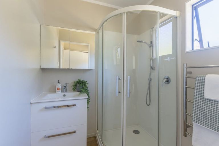 Photo of property in 3a Clunie Avenue, Raumati South, Paraparaumu, 5032