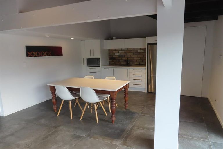 Photo of property in 46a Cheriton Road, Mellons Bay, Auckland, 2014