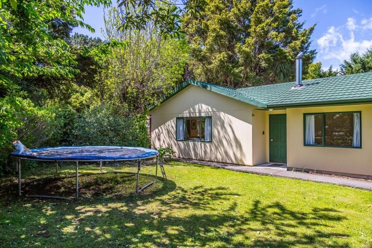 Photo of property in 4 Kereru Grove, Featherston, 5710