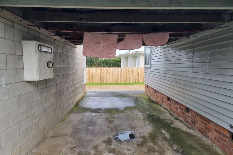Photo of property in 1/16 Cambridge Road, Manurewa, Auckland, 2102