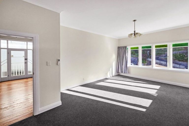 Photo of property in 67 Rolleston Street, Mount Cook, Wellington, 6021