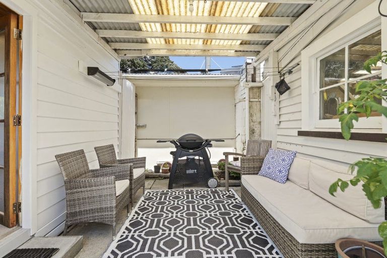 Photo of property in 67 Mill Road, Lower Vogeltown, New Plymouth, 4310