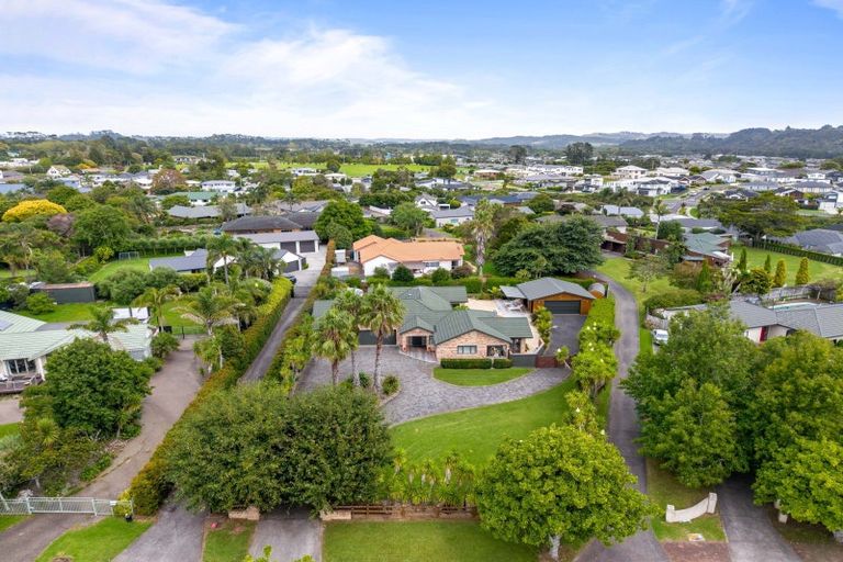 Photo of property in 65 Sunny Crescent, Huapai, Kumeu, 0810