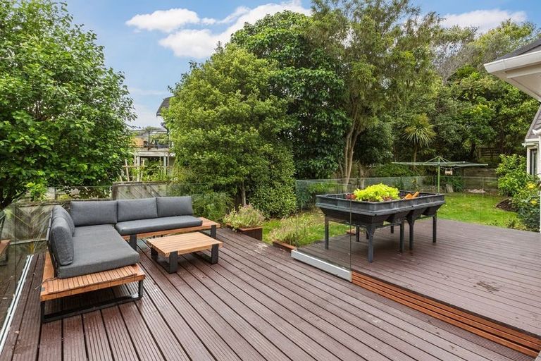 Photo of property in 31 Shackle Lane, Whitby, Porirua, 5024