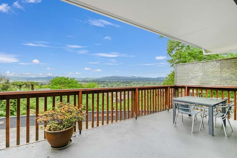 Photo of property in 45 Mountain Road, Western Heights, Rotorua, 3015