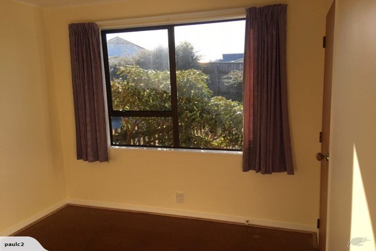 Photo of property in 47 Guadeloupe Crescent, Grenada Village, Wellington, 6037