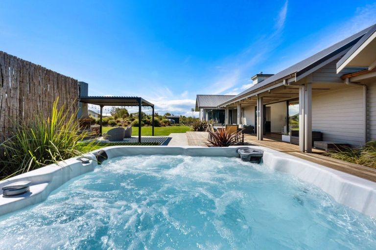 Photo of property in 136 Kereru Road, Maraekakaho, 4171