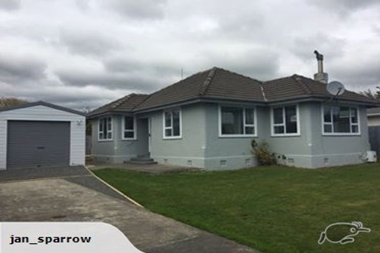 Photo of property in 20 George Street, Levin, 5510