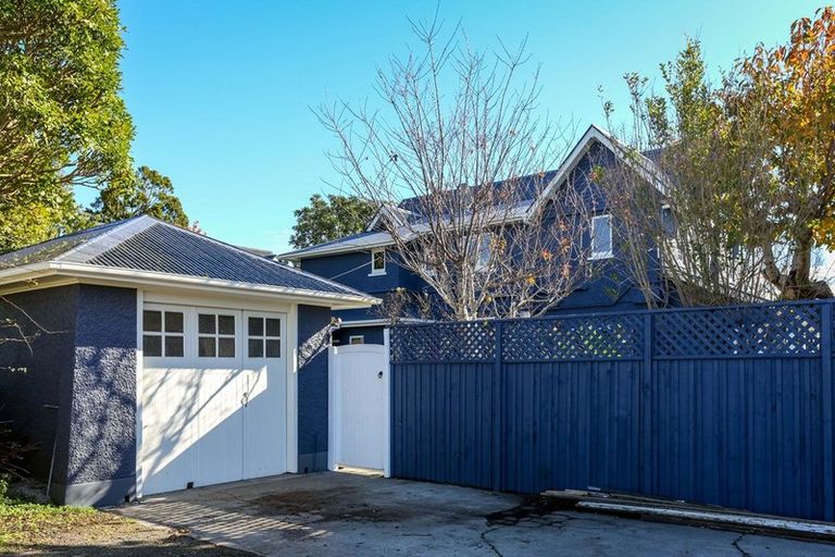 Photo of property in 45 Wallace Place, Westown, New Plymouth, 4310