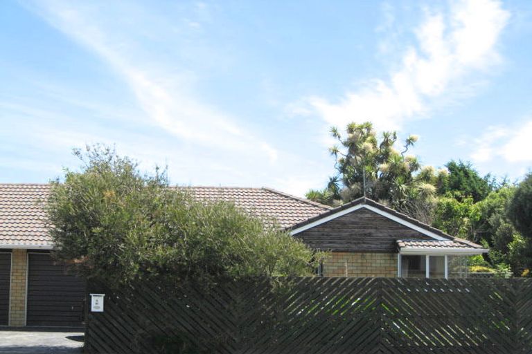 Photo of property in 2/41 Wainoni Road, Wainoni, Christchurch, 8061