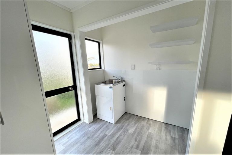 Photo of property in 13 Benchmark Drive, Massey, Auckland, 0614