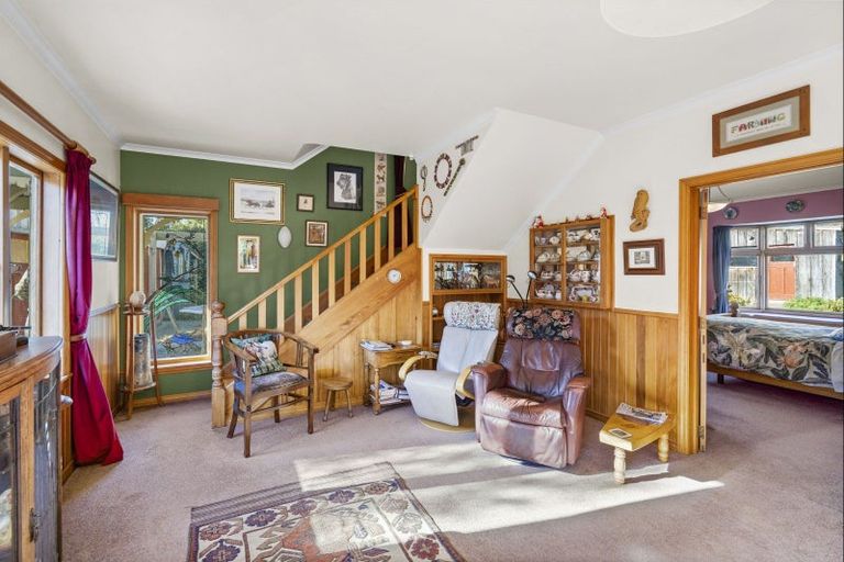 Photo of property in 1287 Okains Bay Road, Okains Bay, 7583