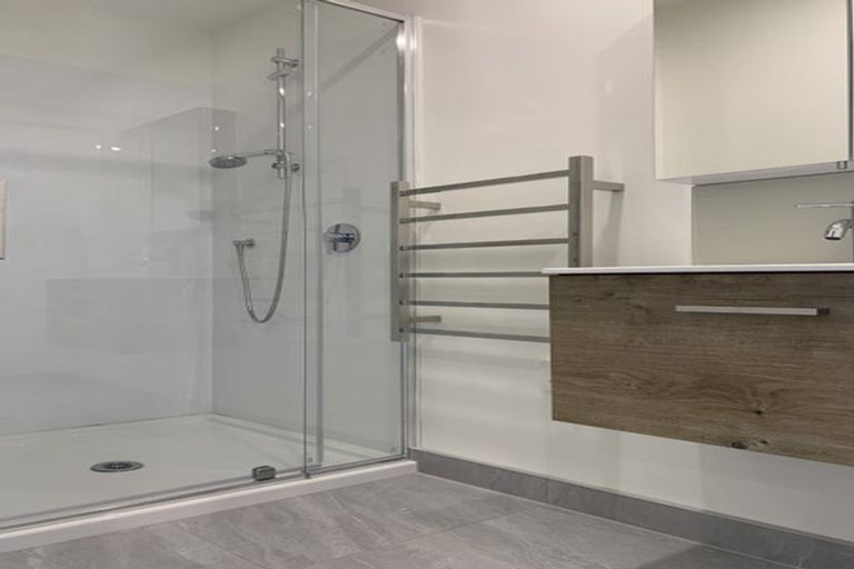 Photo of property in 37 Jabuka Street, Glen Eden, Auckland, 0602