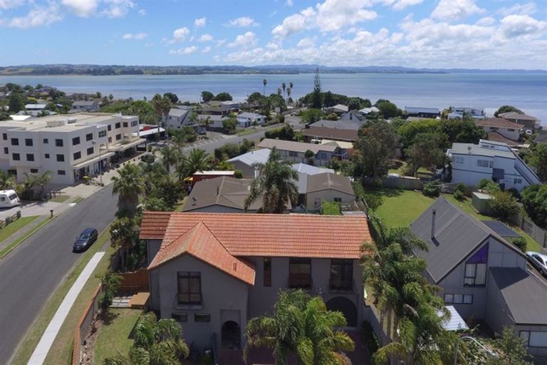 Photo of property in 1 Millen Place, Clarks Beach, 2122