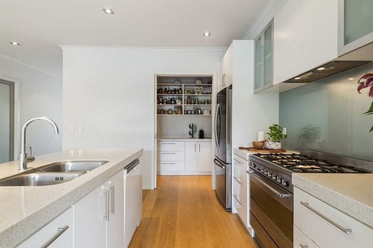 Photo of property in 131c Kowhai Road, Mairangi Bay, Auckland, 0630