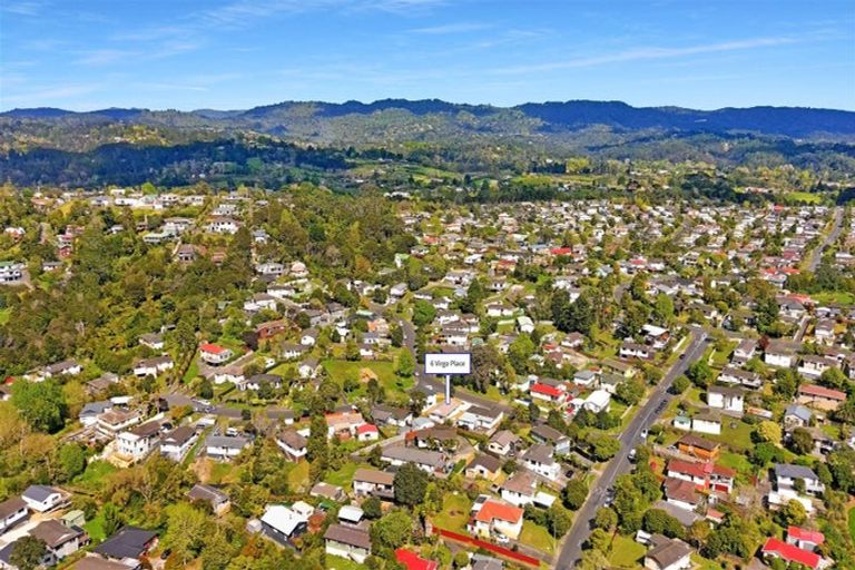 Photo of property in 6 Virgo Place, Kawaha Point, Rotorua, 3010