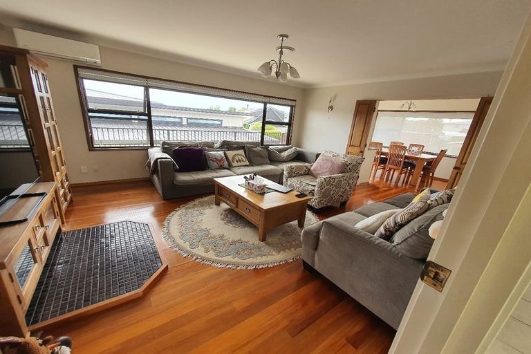 Photo of property in 227 Bucklands Beach Road, Bucklands Beach, Auckland, 2012